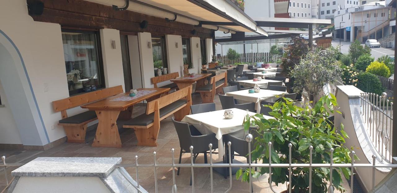 Pension Brunhild San Leonardo in Passiria Eksteriør billede