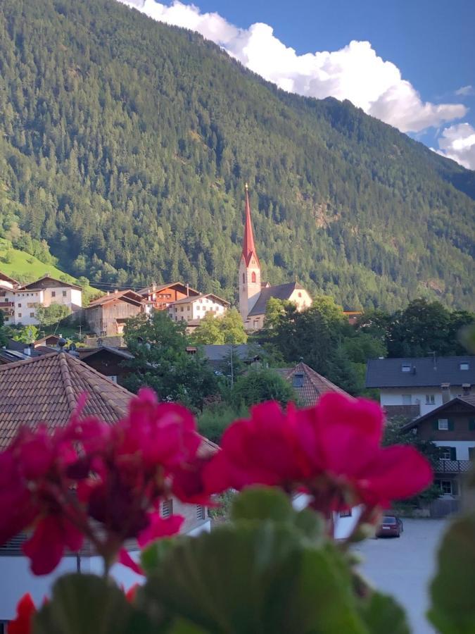 Pension Brunhild San Leonardo in Passiria Eksteriør billede